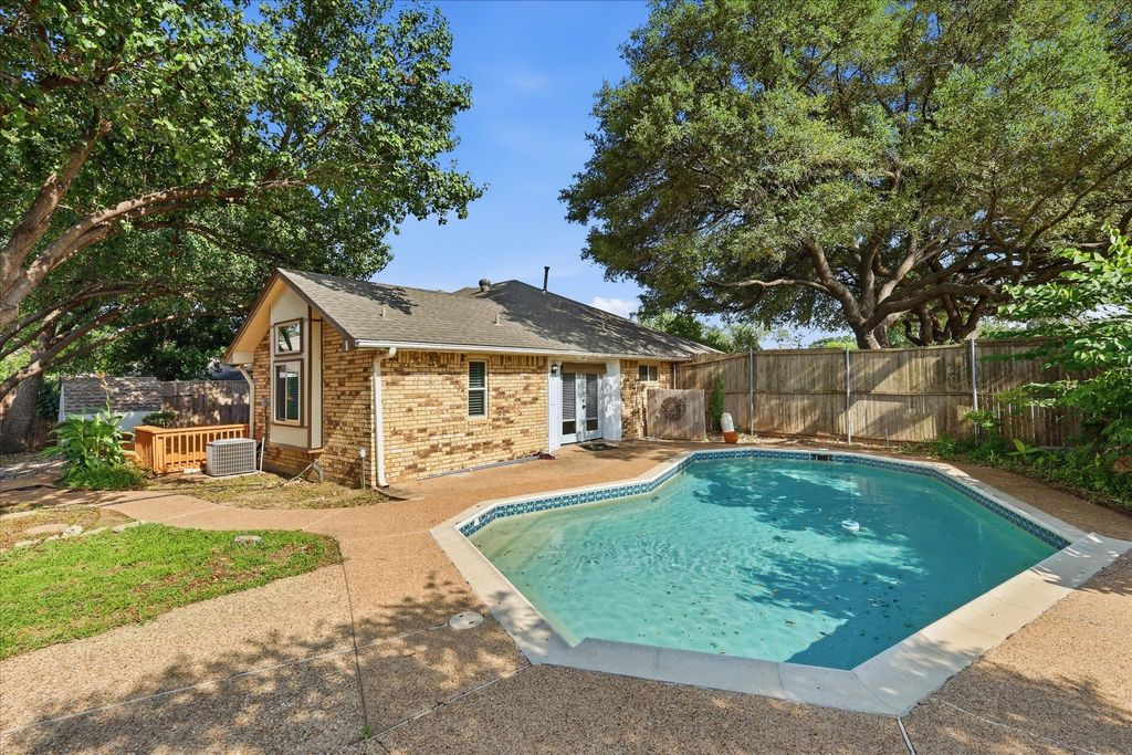 1824 Chatham Drive, Flower Mound, TX 75028