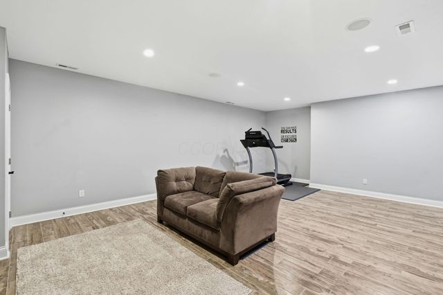 9023 Samari Place, Powell, OH 43065