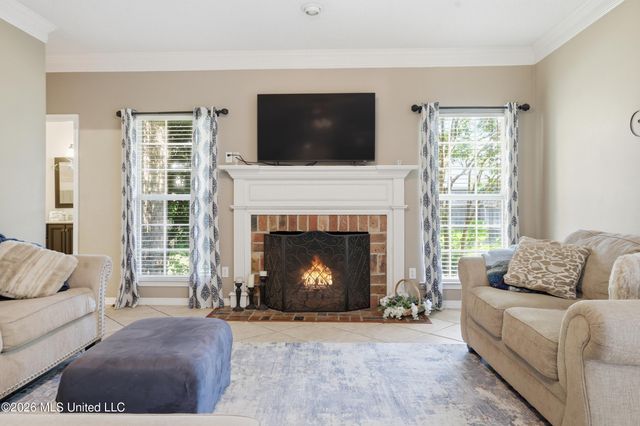 3815 Cabildo Place, Ocean Springs, MS 39564