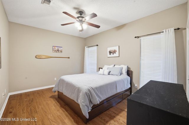 3815 Cabildo Place, Ocean Springs, MS 39564