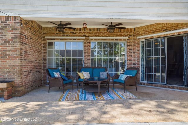 3815 Cabildo Place, Ocean Springs, MS 39564