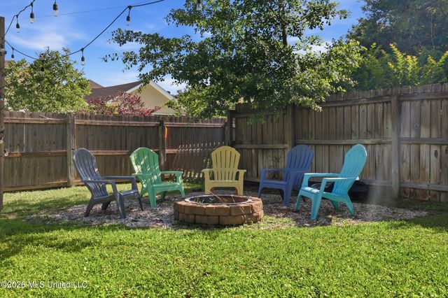 3815 Cabildo Place, Ocean Springs, MS 39564