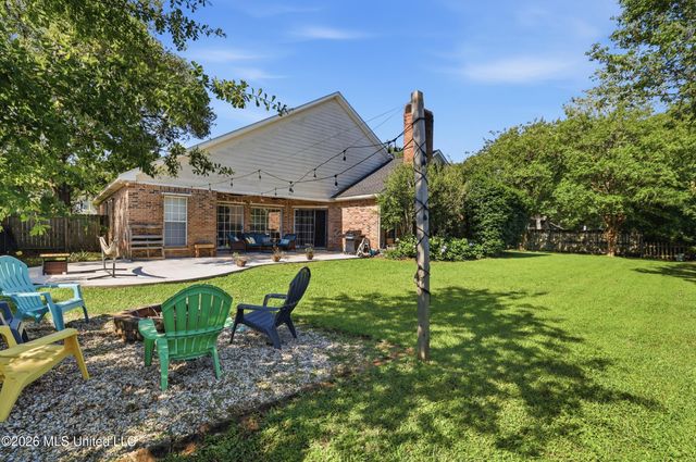 3815 Cabildo Place, Ocean Springs, MS 39564