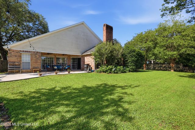 3815 Cabildo Place, Ocean Springs, MS 39564