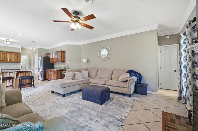 3815 Cabildo Place, Ocean Springs, MS 39564