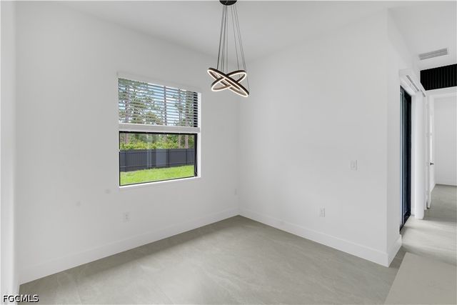 1047 Merry ST E, Lehigh Acres, FL 33974