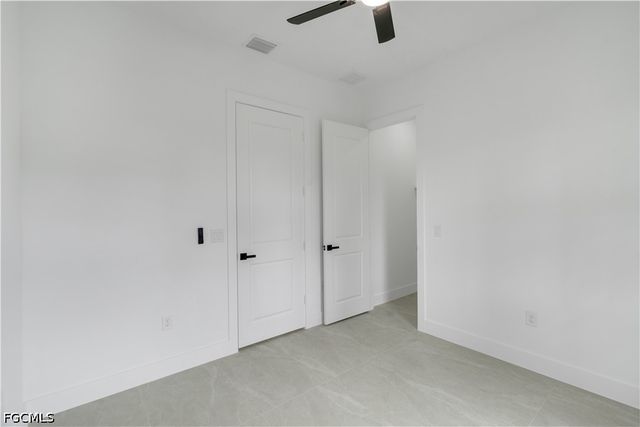 1047 Merry ST E, Lehigh Acres, FL 33974