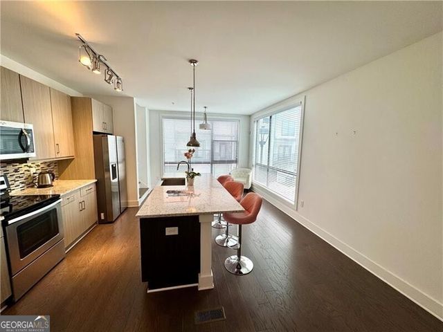 61 Moda Lane, Atlanta, GA 30316