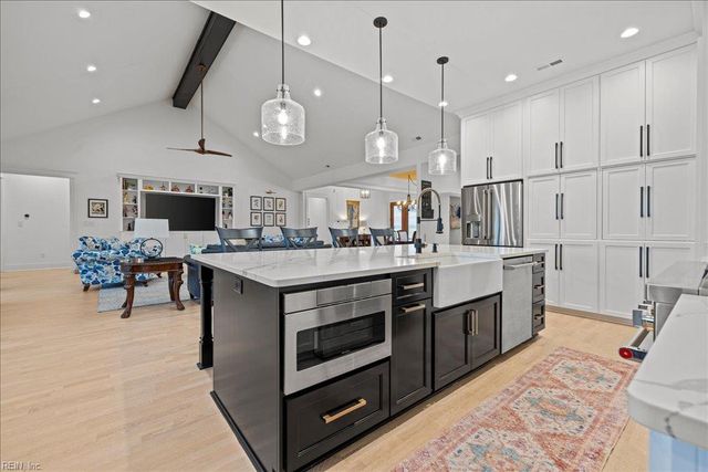 1430 Cypress Creek PW, Smithfield, VA 23430
