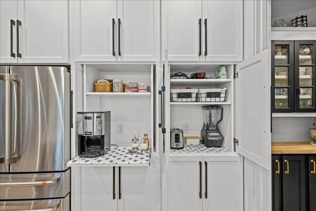 1430 Cypress Creek PW, Smithfield, VA 23430