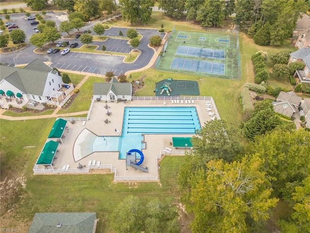 1430 Cypress Creek PW, Smithfield, VA 23430