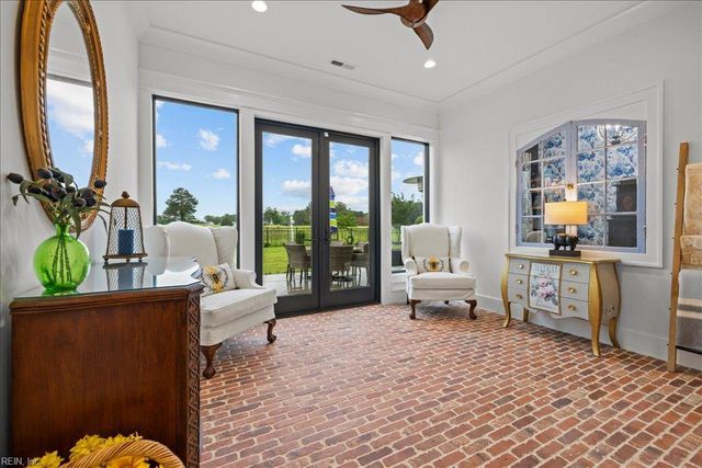 1430 Cypress Creek PW, Smithfield, VA 23430