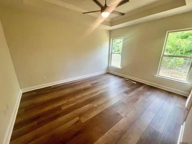 41423 Red Hawk St, Gonzales, LA 70737