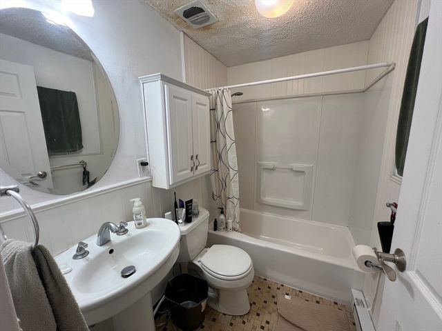 94 Beacon St. 14, Somerville, MA 02143