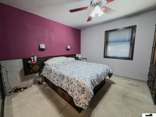 1201 Elba Avenue, Lincoln, NE 68521