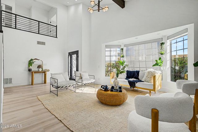 5418 E MICHELLE Drive, Scottsdale, AZ 85254