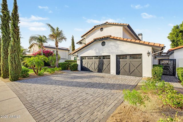 5418 E MICHELLE Drive, Scottsdale, AZ 85254