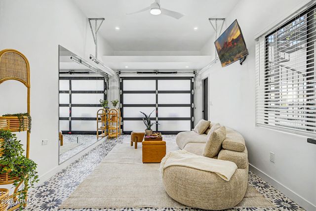5418 E MICHELLE Drive, Scottsdale, AZ 85254