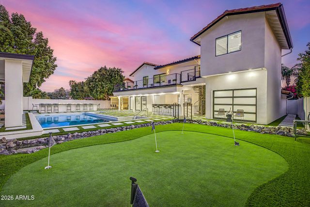 5418 E MICHELLE Drive, Scottsdale, AZ 85254