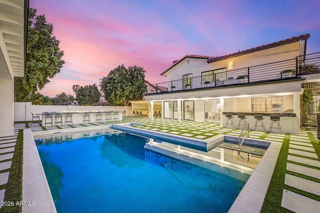 5418 E MICHELLE Drive, Scottsdale, AZ 85254