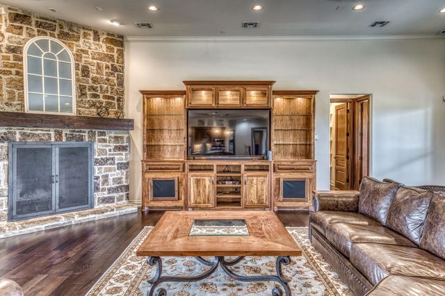 6868 Fm 360 Road, Needville, TX 77461