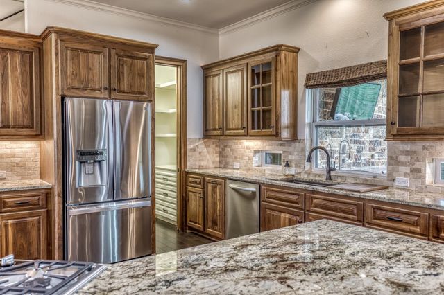 6868 Fm 360 Road, Needville, TX 77461