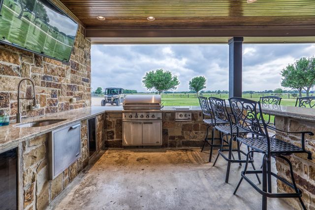 6868 Fm 360 Road, Needville, TX 77461