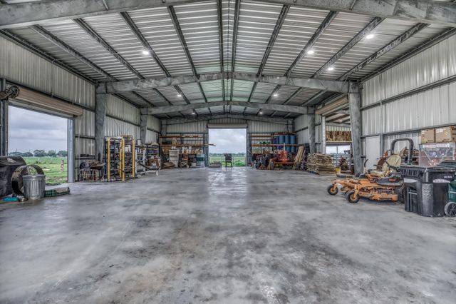 6868 Fm 360 Road, Needville, TX 77461