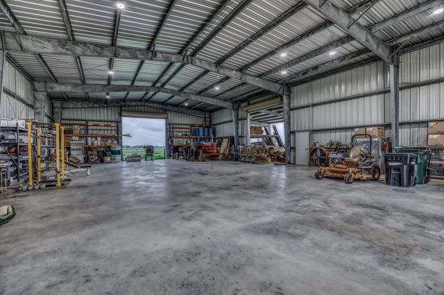 6868 Fm 360 Road, Needville, TX 77461