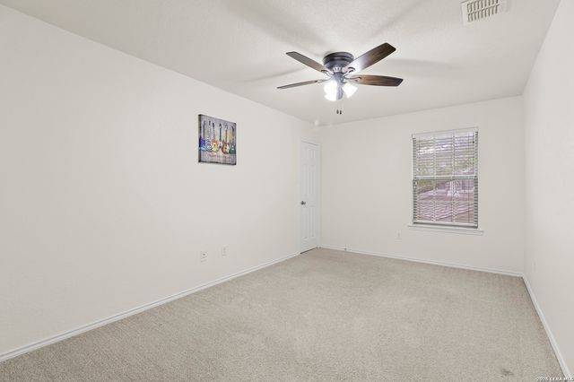 112 COYOTE CIR, Boerne, TX 78006
