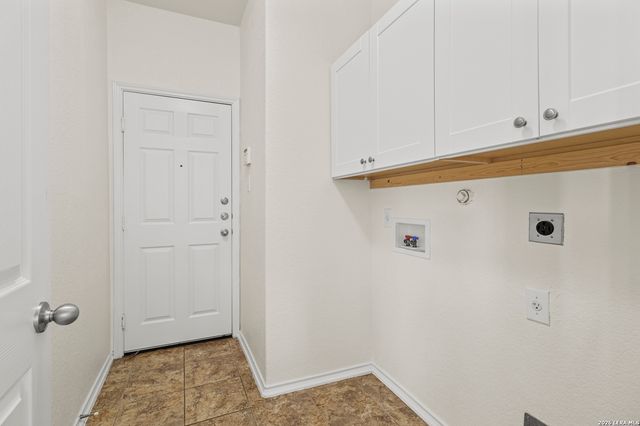 112 COYOTE CIR, Boerne, TX 78006