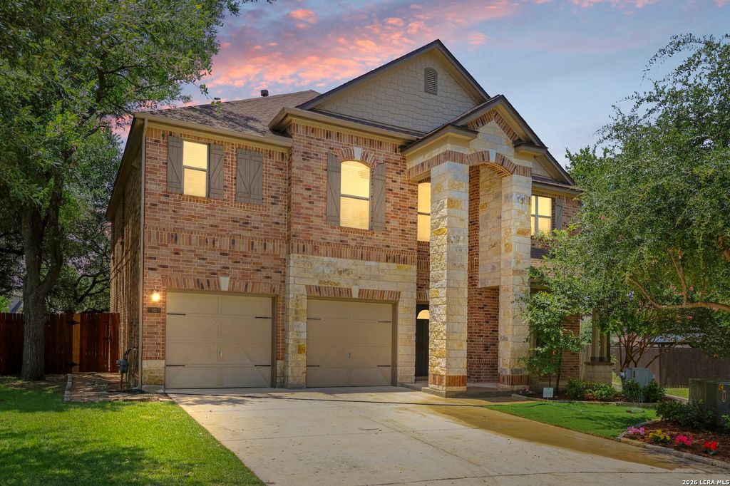 112 COYOTE CIR, Boerne, TX 78006