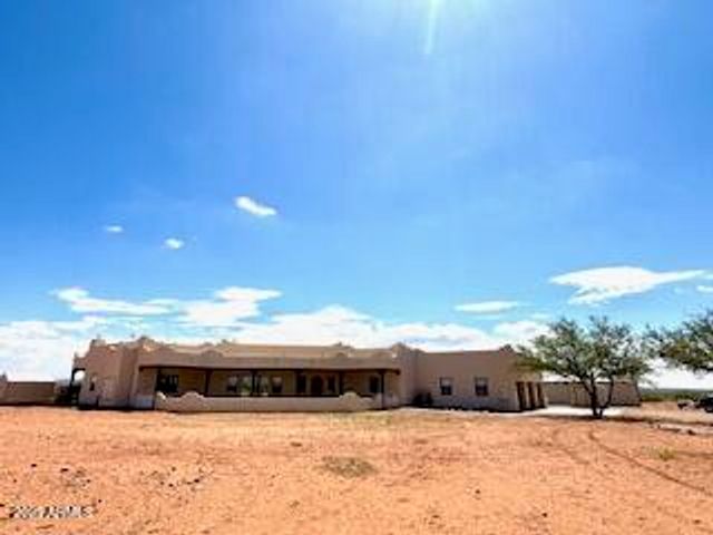 10159 E ROCKING W RANCH Road, Hereford, AZ 85615