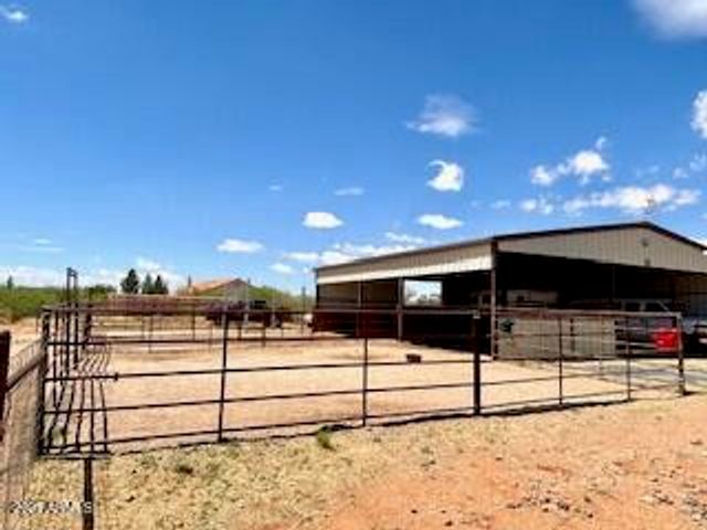 10159 E ROCKING W RANCH Road, Hereford, AZ 85615
