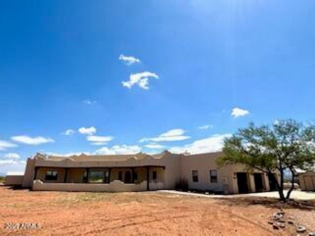 10159 E ROCKING W RANCH Road, Hereford, AZ 85615