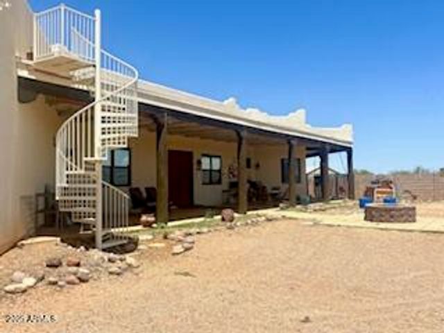 10159 E ROCKING W RANCH Road, Hereford, AZ 85615