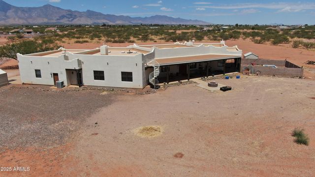 10159 E ROCKING W RANCH Road, Hereford, AZ 85615