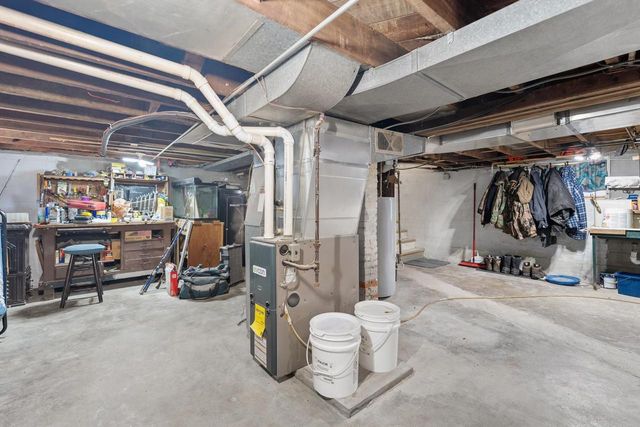 1365 DAY STREET, Green Bay, WI 54302