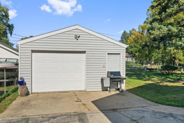 1365 DAY STREET, Green Bay, WI 54302