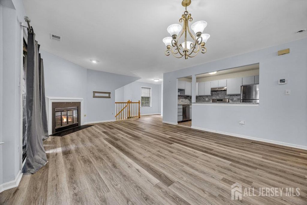 604 Woodhaven Drive, Edison, NJ 08817