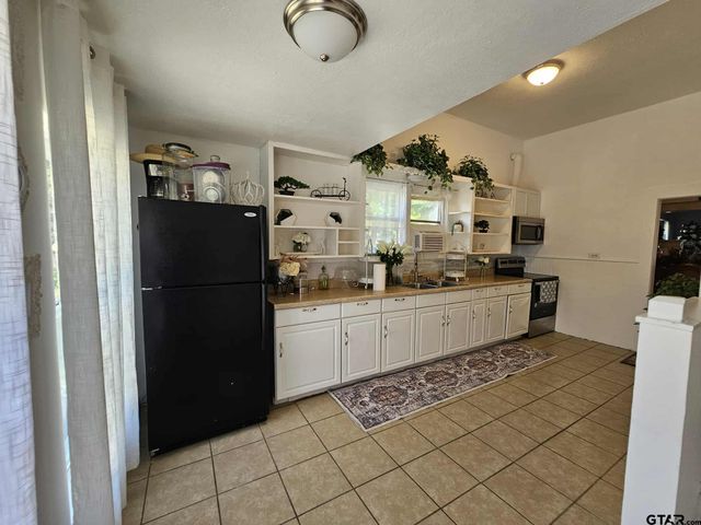 501 N Tennessee, Palestine, TX 75801