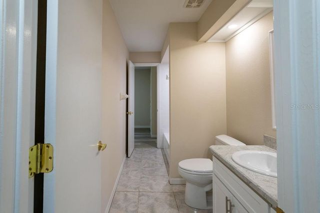 2405 TIMBERCREEK LOOP E, Lakeland, FL 33805