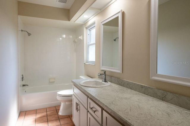 2405 TIMBERCREEK LOOP E, Lakeland, FL 33805