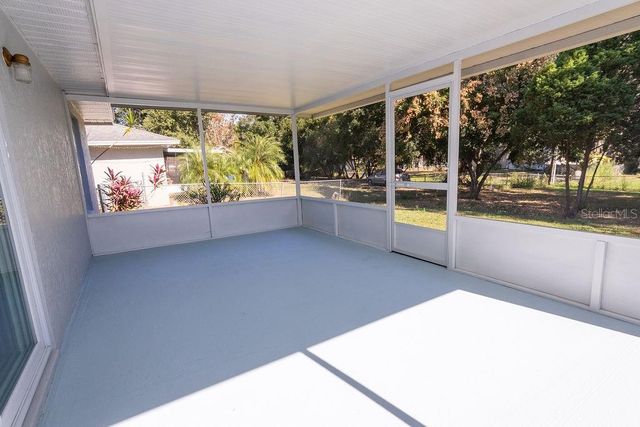 2405 TIMBERCREEK LOOP E, Lakeland, FL 33805