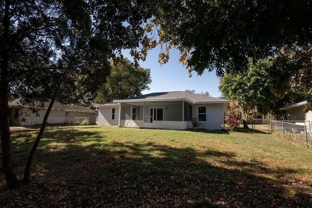 2405 TIMBERCREEK LOOP E, Lakeland, FL 33805