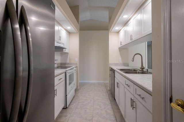 2405 TIMBERCREEK LOOP E, Lakeland, FL 33805