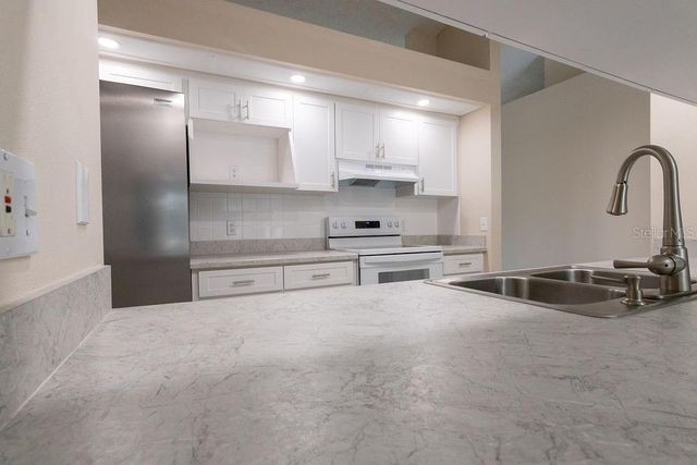 2405 TIMBERCREEK LOOP E, Lakeland, FL 33805