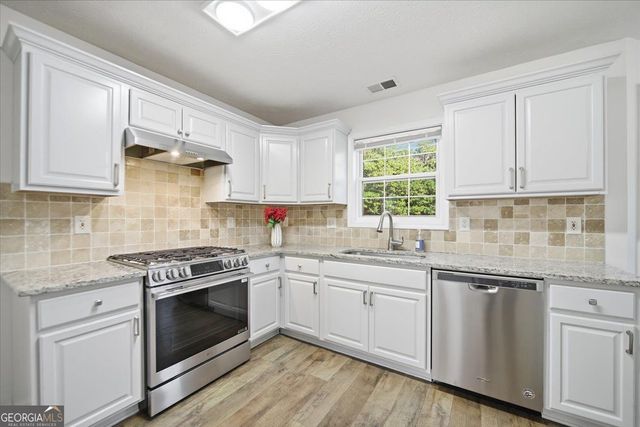 1811 Hayden Mill Court, Lawrenceville, GA 30043