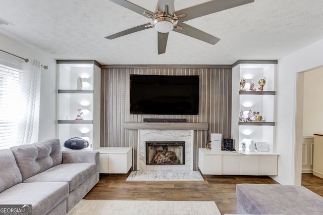 1811 Hayden Mill Court, Lawrenceville, GA 30043