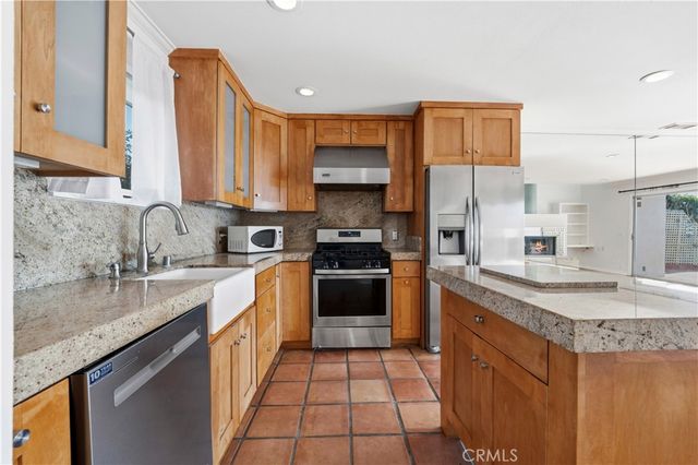 28711 Pacific Coast 19, Malibu, CA 90265